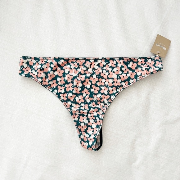 4/$25 Madewell Cotton-Modal Thong in Morning Posies - Picture 3 of 6